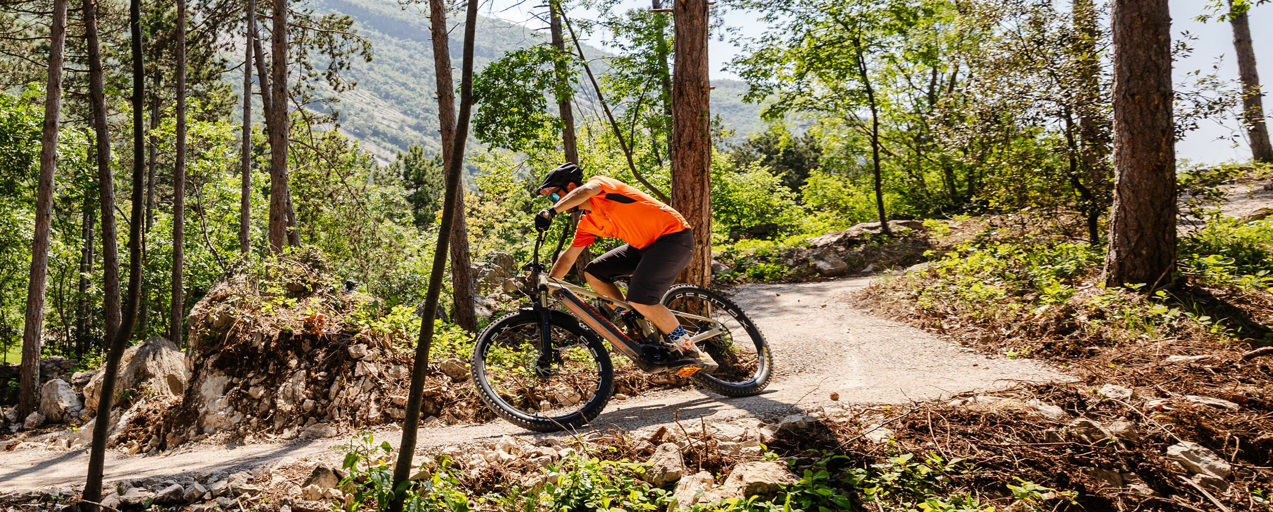 Attività Outdoor e Avventure in Trentino e sul Lago di Garda | Mmove
